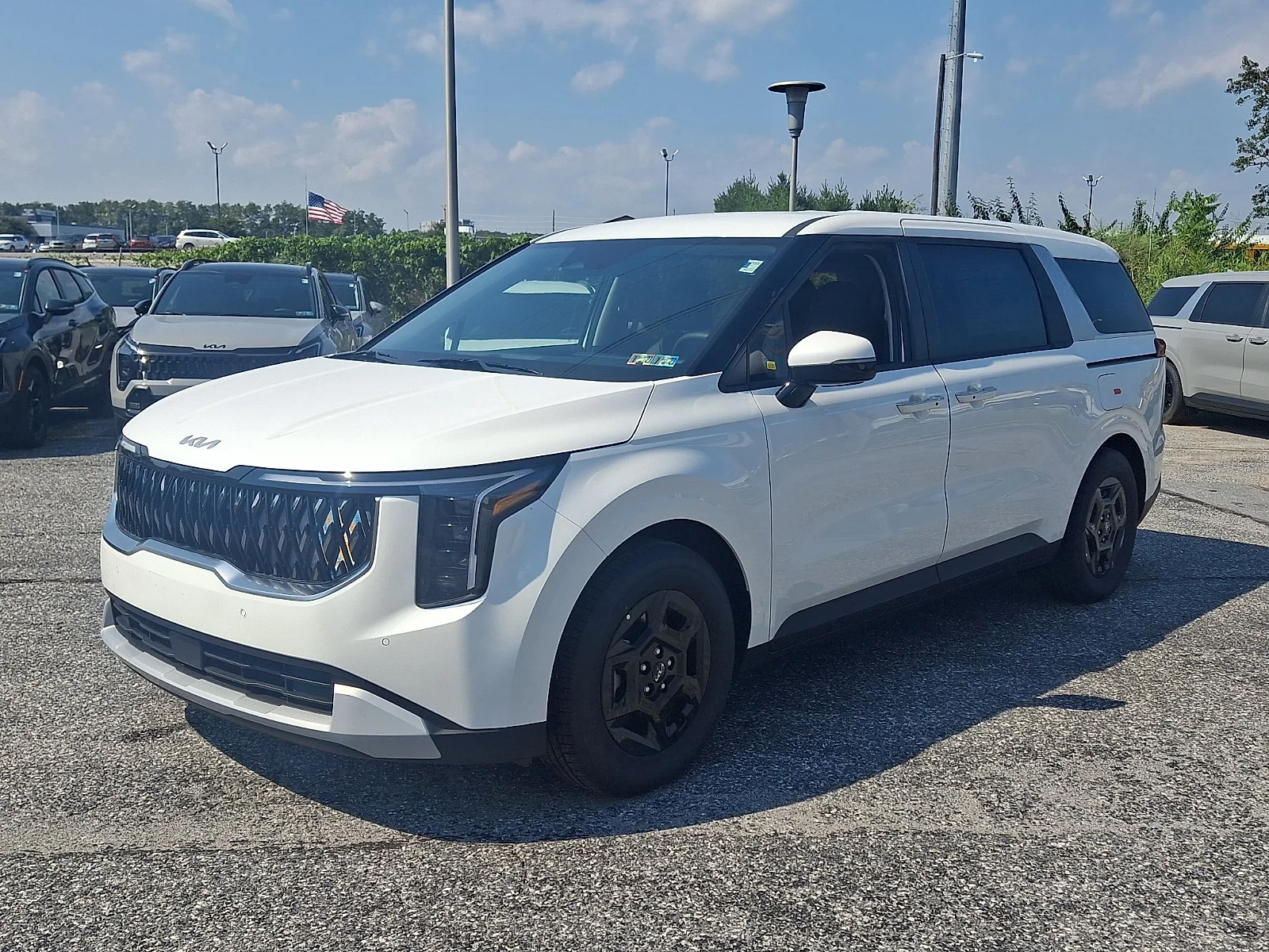 New 2027 White Kia LXS image 6