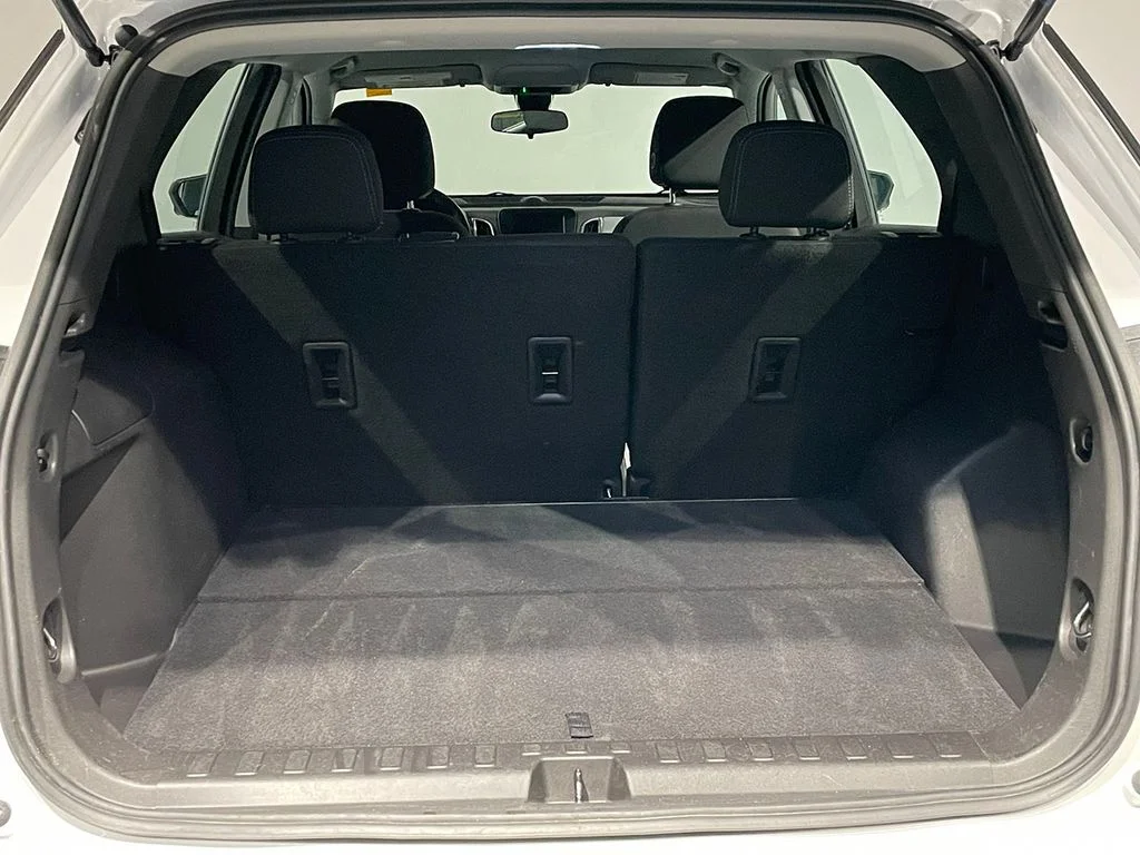 Used 2024 White Chevrolet LS image 6