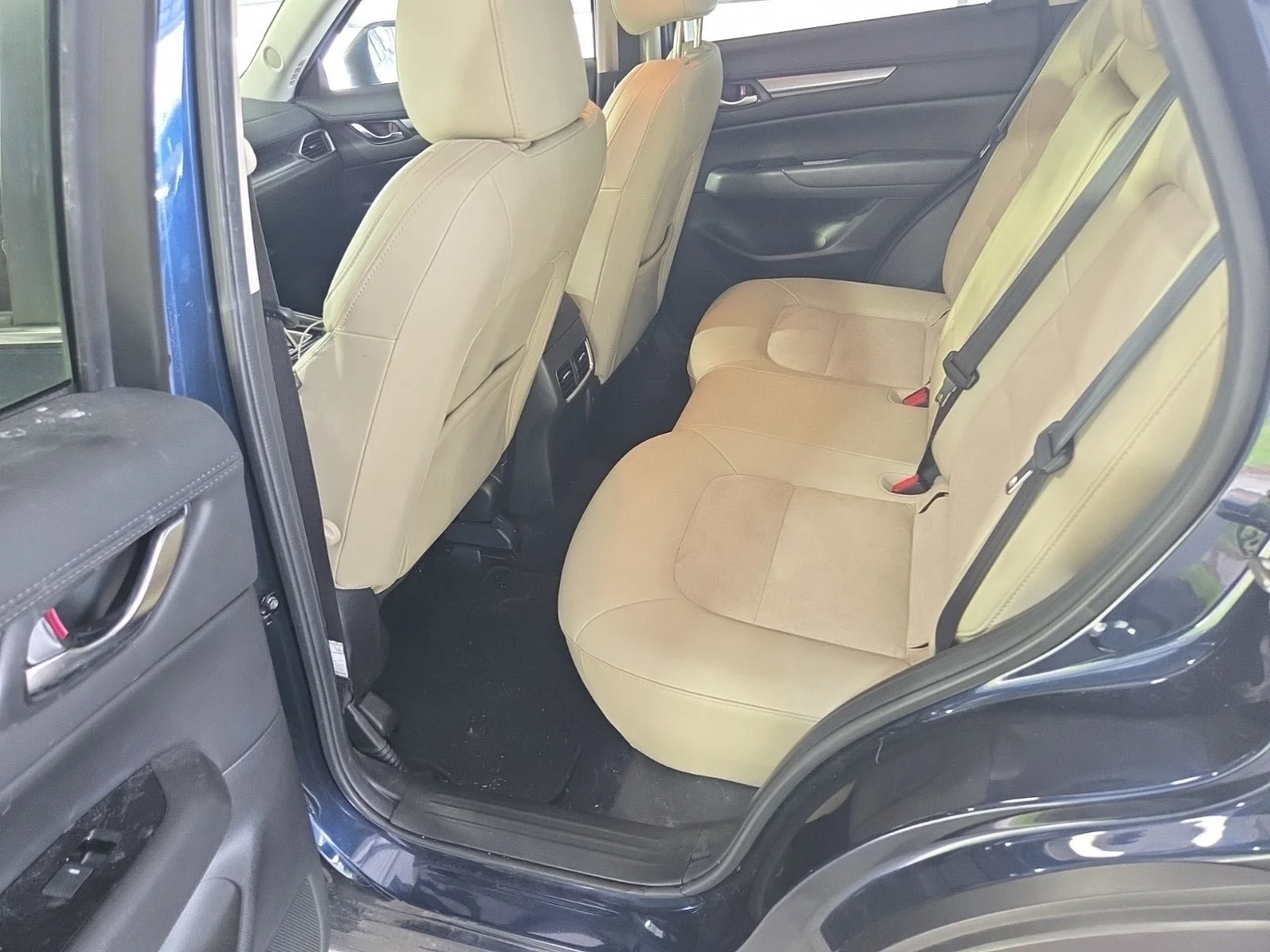 Used 2021 Deep Crystal Blue Mica Mazda Touring image 11