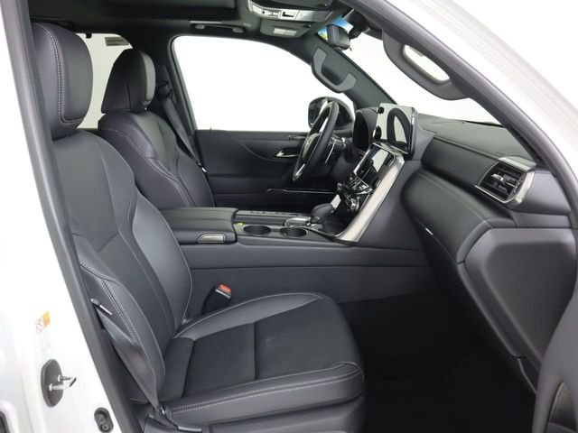 2026 Lexus LX 700h Luxury - Photo 13