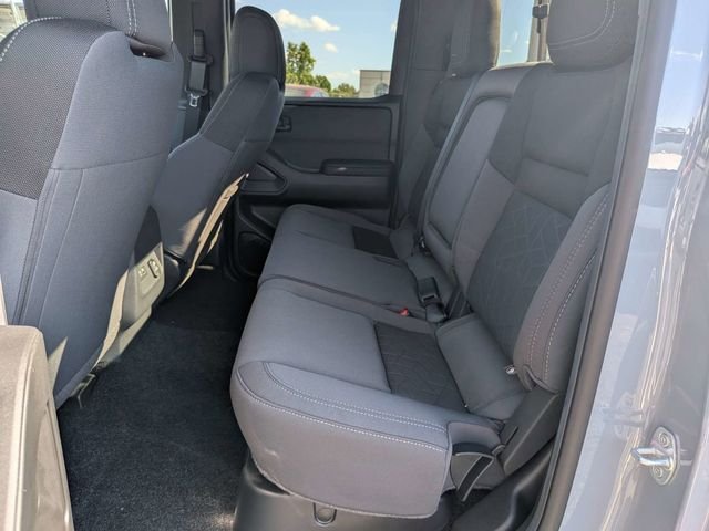 New 2026 Boulder Gray Pearl Nissan Crew Cab SV image 13
