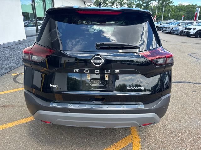 Used 2023 Super Black Nissan SV image 6
