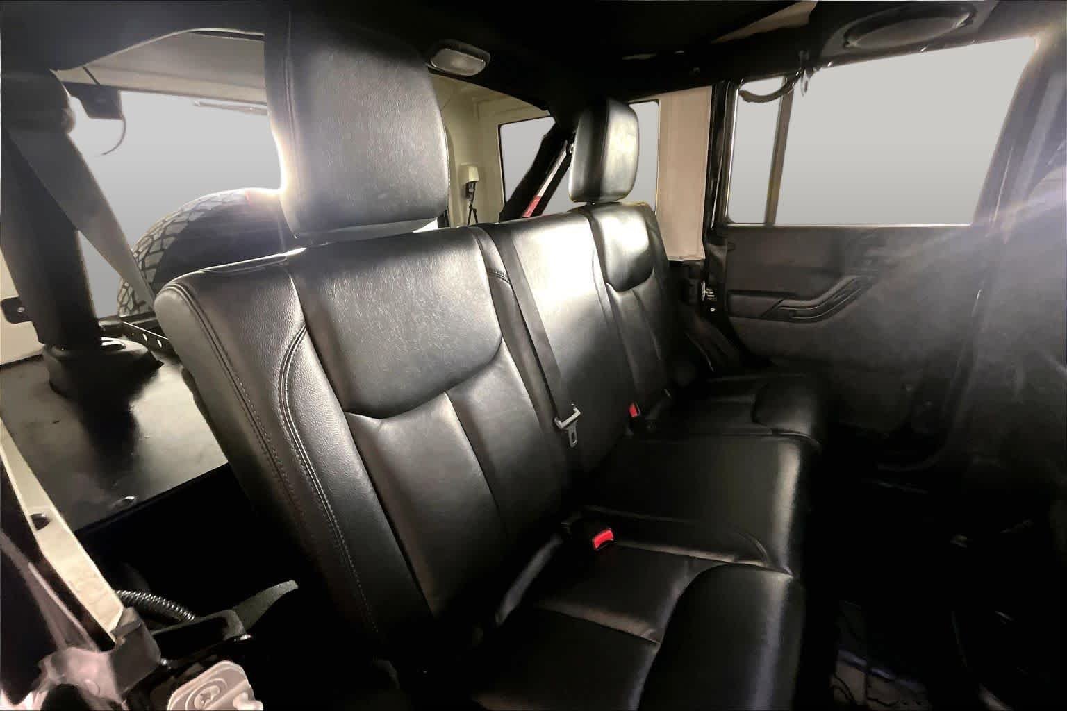 Used 2014 Black Clearcoat Jeep Altitude image 19