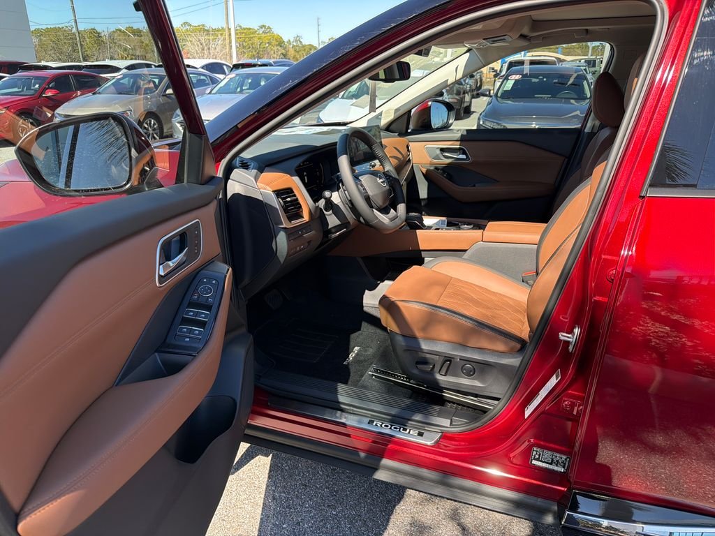 New 2026 Nissan Rogue Platinum 4D Sport Utility