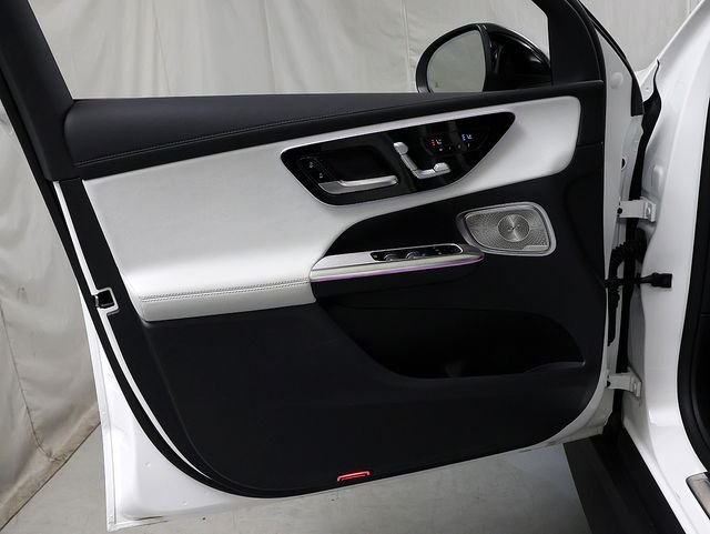 Certified Used 2026 Polar White Mercedes-Benz GLC 300 image 24