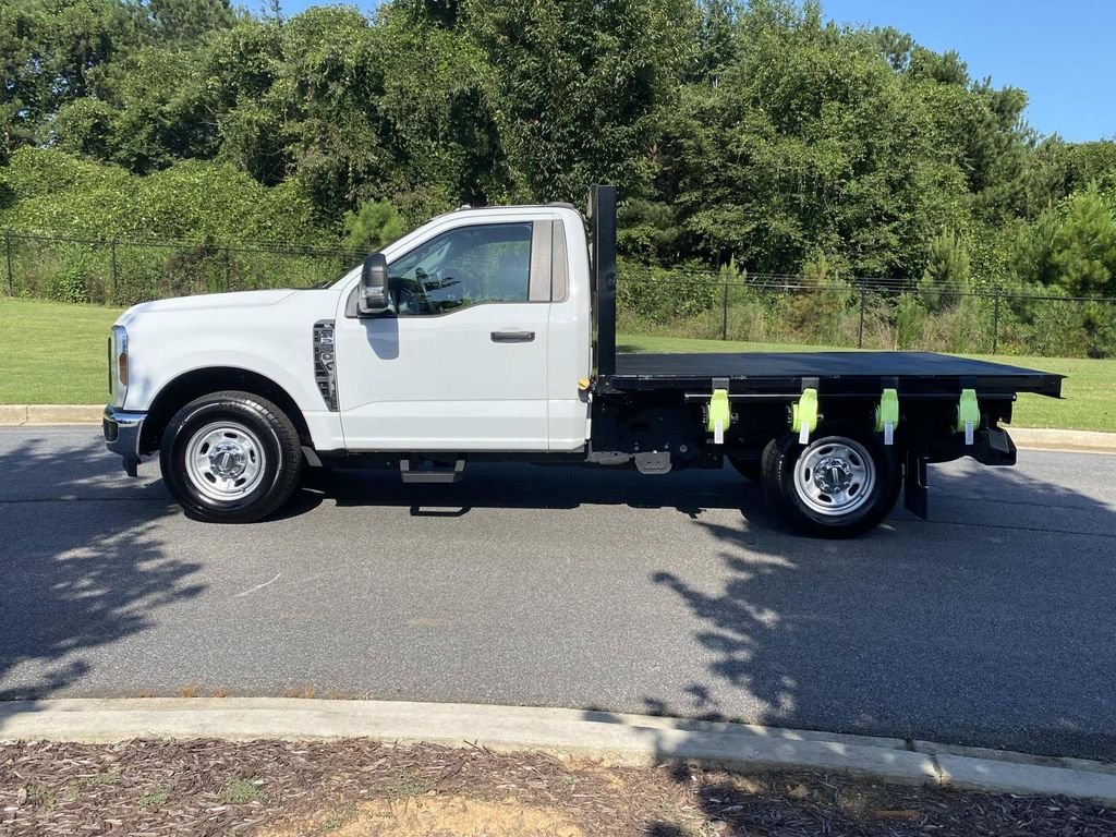 Used 2024 Oxford White Ford XL image 6