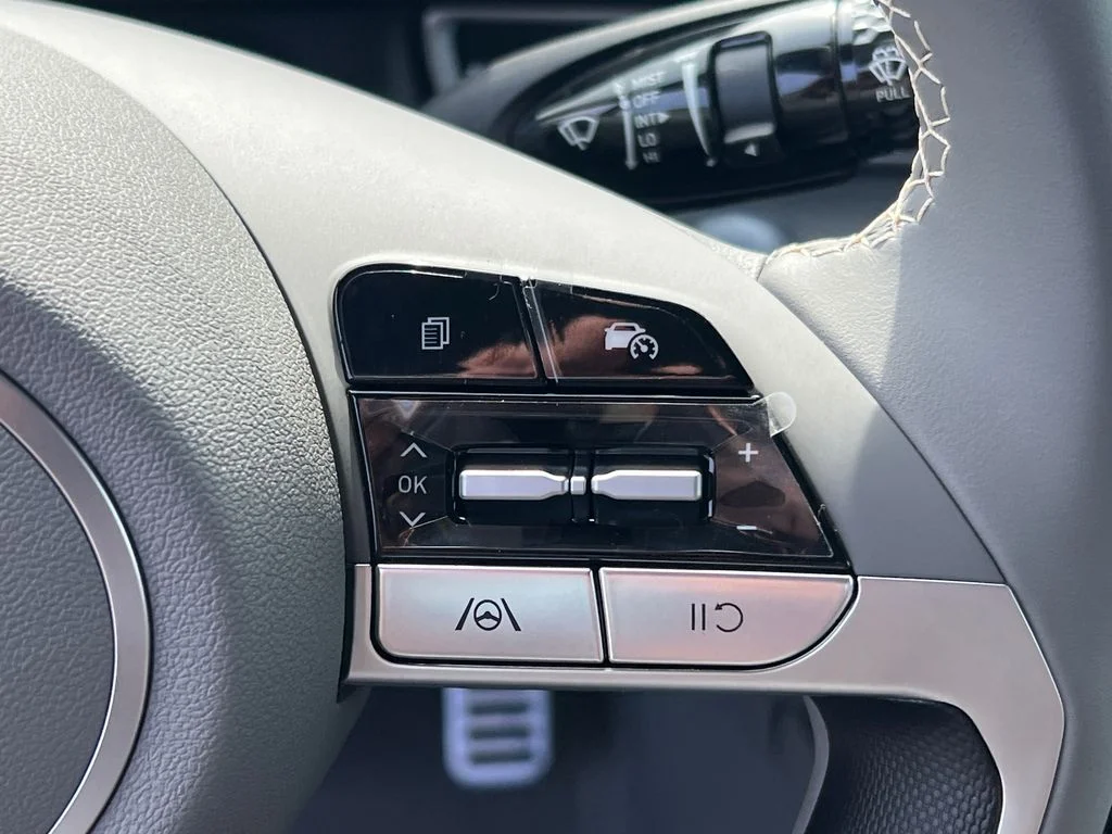 2025 Hyundai Elantra Blue - Photo 25