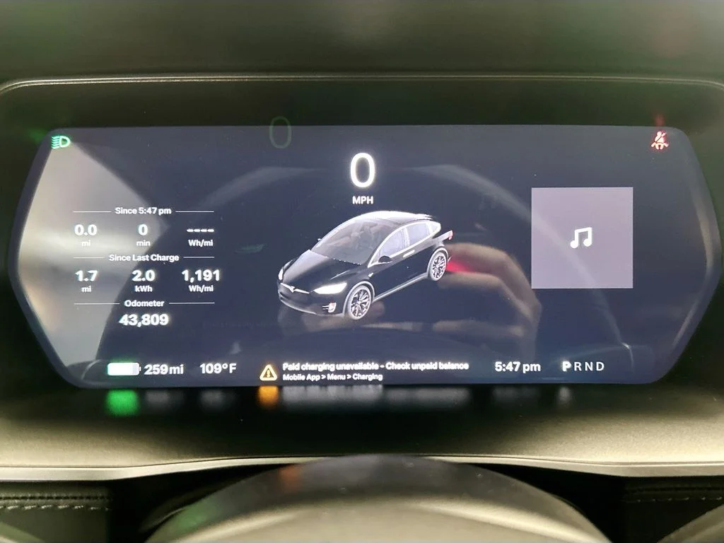 Used 2018 Black Tesla P100D image 33