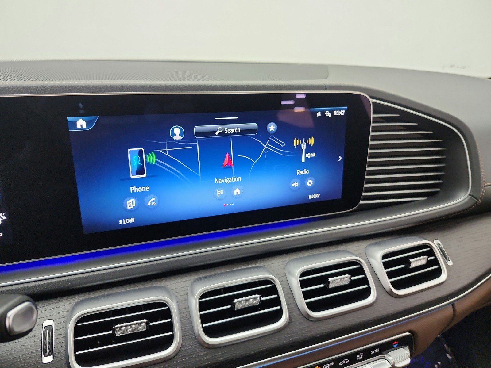Certified Used 2025 Obsidian Black Metallic Mercedes-Benz GLE 450 4MATIC® Coupe image 10