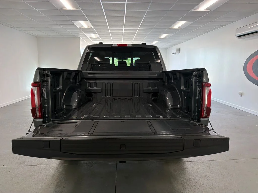 New 2026 Carbonized Gray Metallic Ford King Ranch® image 7