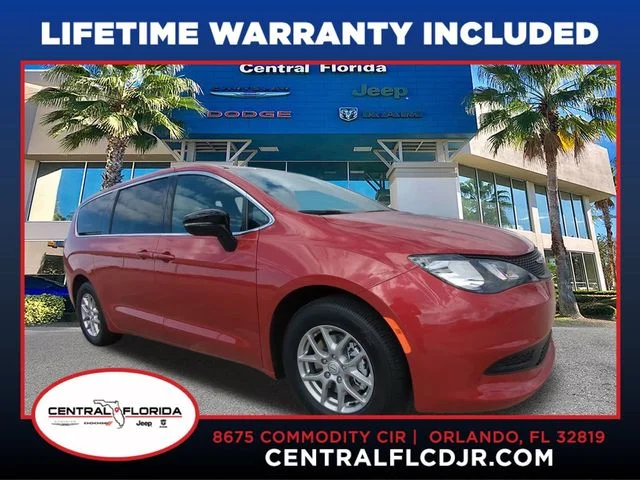 2026 Chrysler Voyager LX's photo