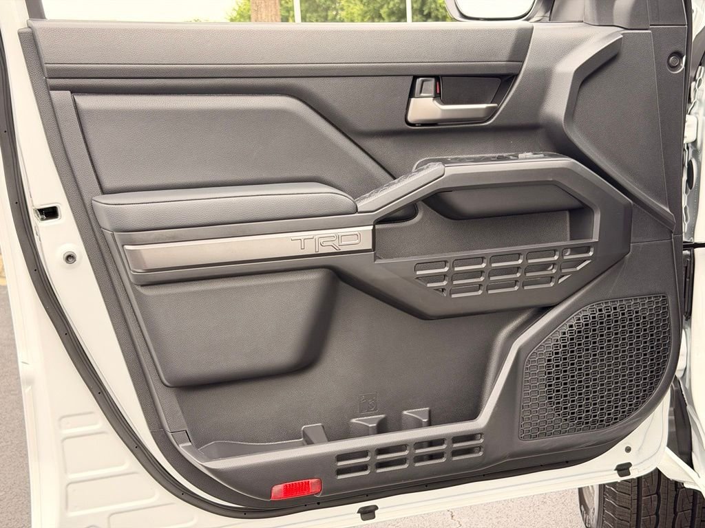 2026 Toyota Tacoma TRD Sport - Photo 15