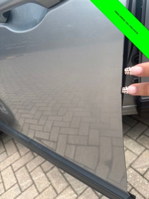 Used 2017 Lunar Silver Metallic Honda EX-L image 16