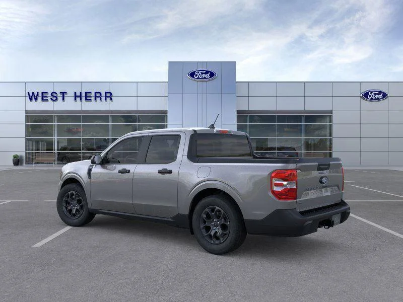 2025 Ford Maverick XLT - Photo 4