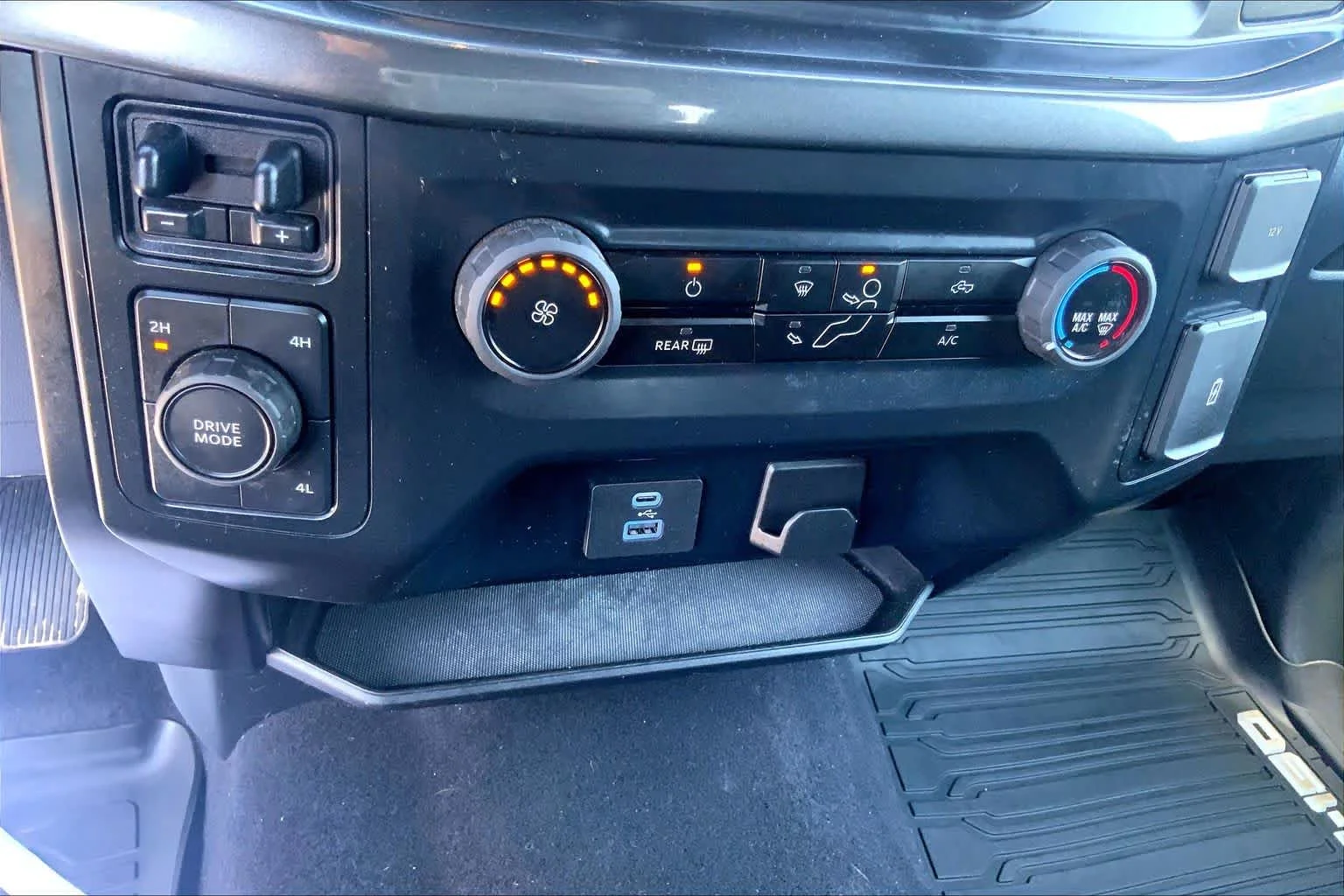 Certified Used 2023 Oxford White Ford XL image 35
