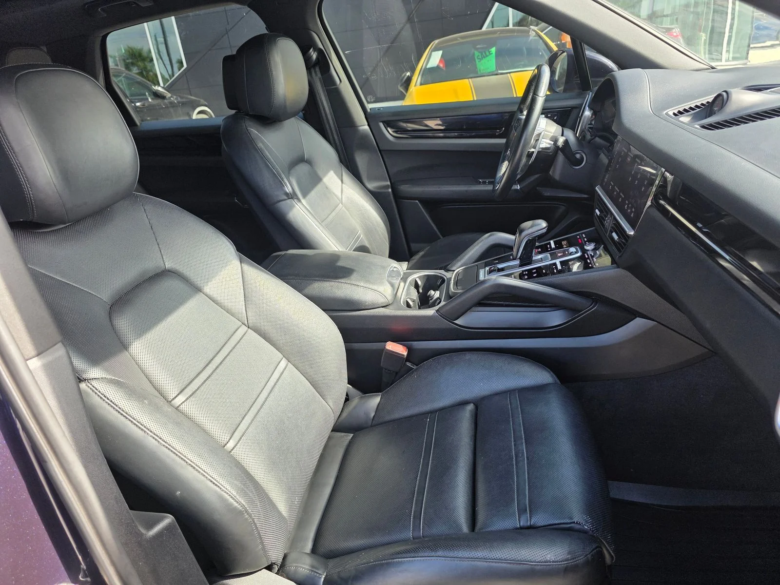 Used 2019 Blue Porsche Base image 19