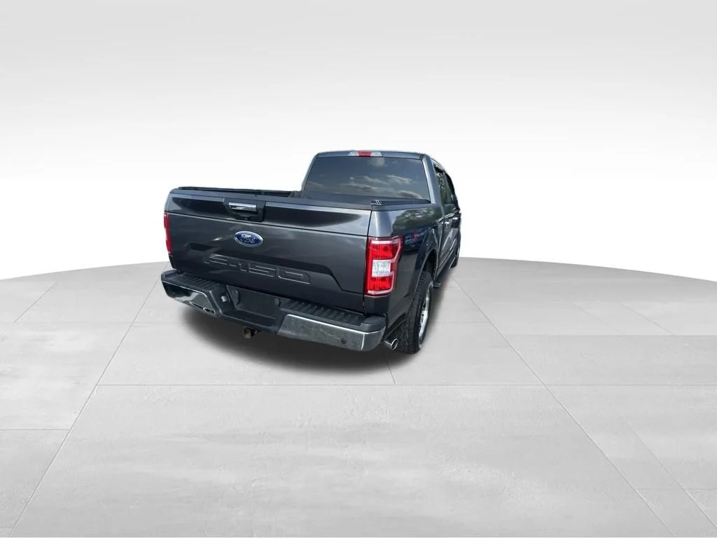 Used 2018 Gray Ford XLT image 21