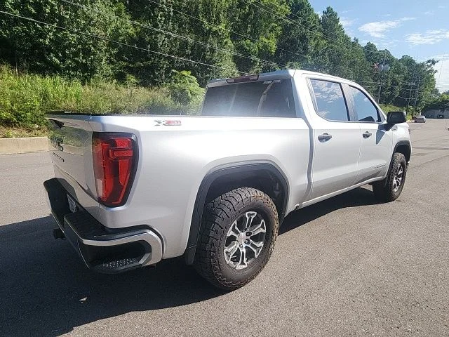Used 2020 Silver GMC Base image 3