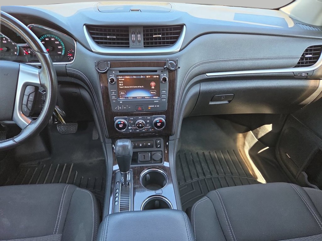 Used 2015 Red Chevrolet LT image 11