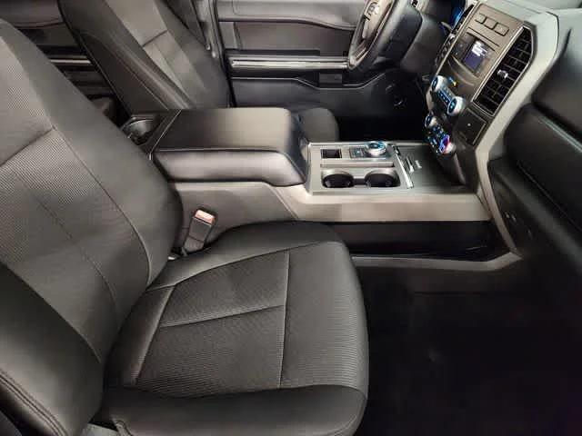 Used 2018 Oxford White Ford XLT image 3