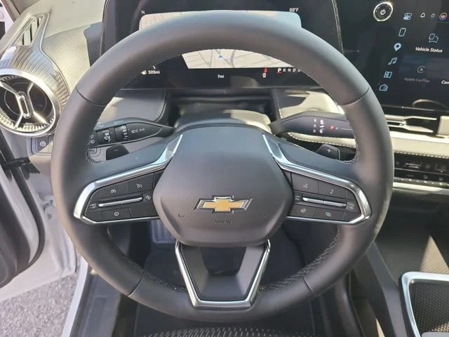 New 2027 Summit White Chevrolet LT image 25