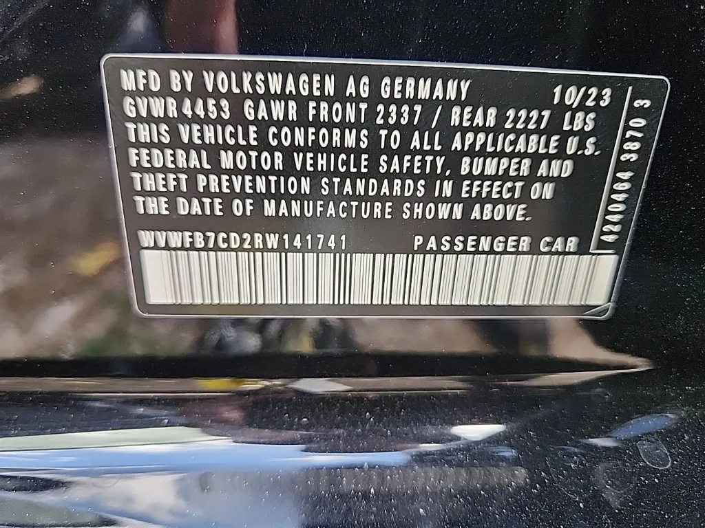 Used 2024 Deep Black Pearl Volkswagen 2.0T image 8