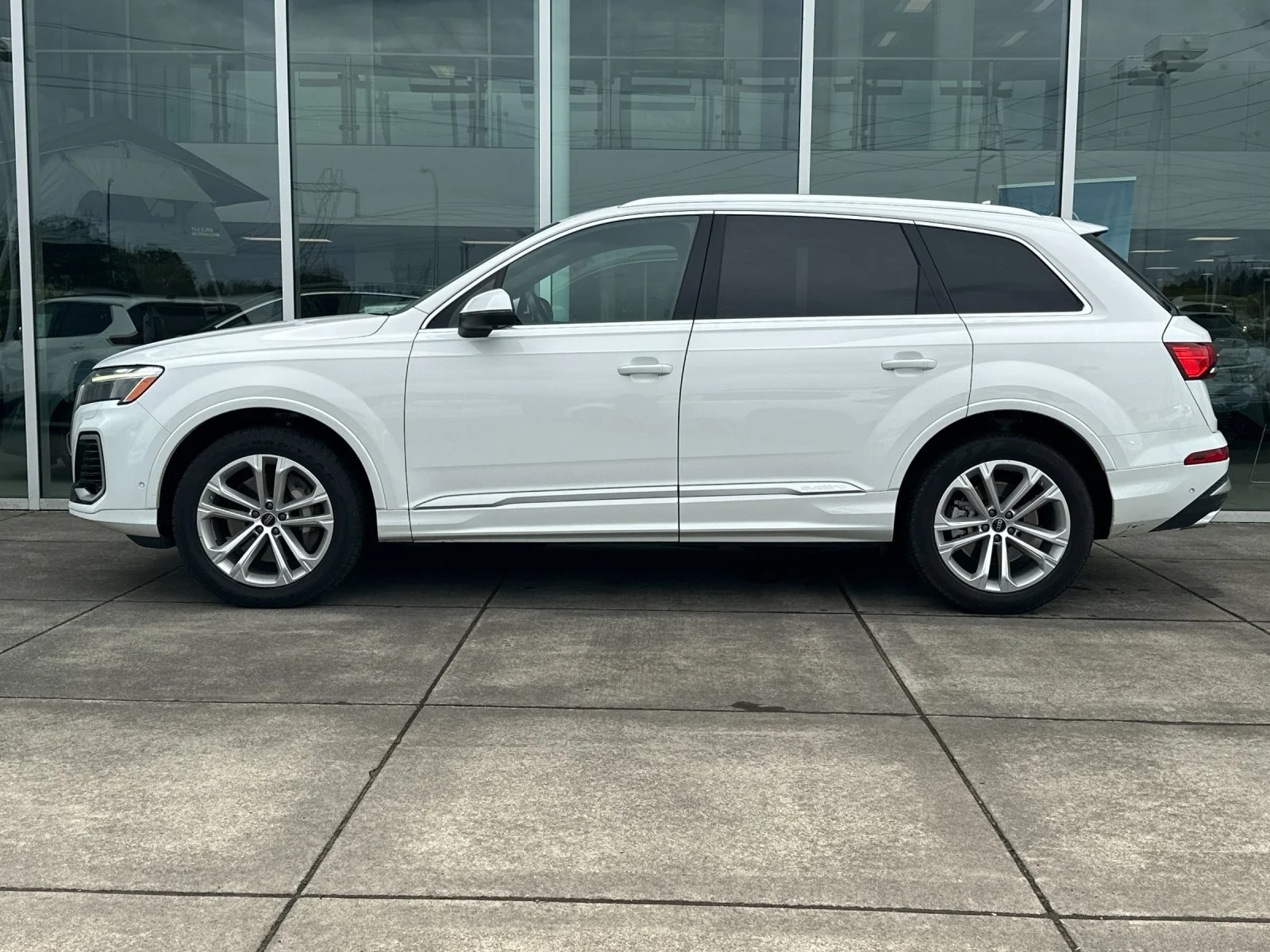 Used 2025 White Audi 55 Premium Plus image 7