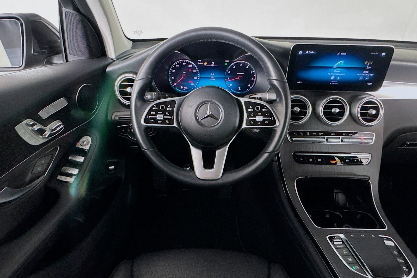 Certified Used 2022 Graphite Grey Metallic Mercedes-Benz 300 image 5