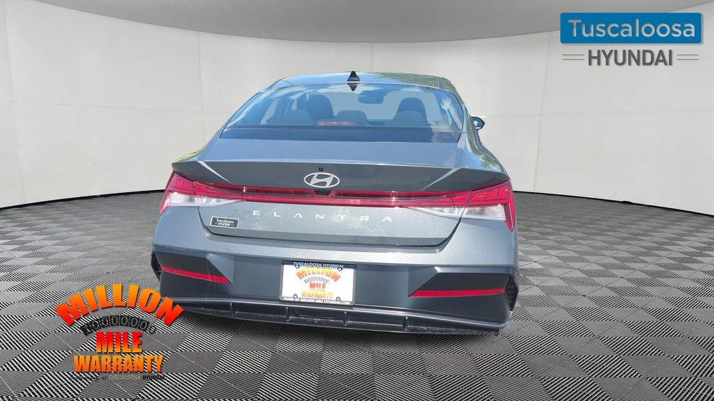 Certified Used 2025 Gray Hyundai SEL Convenience image 7