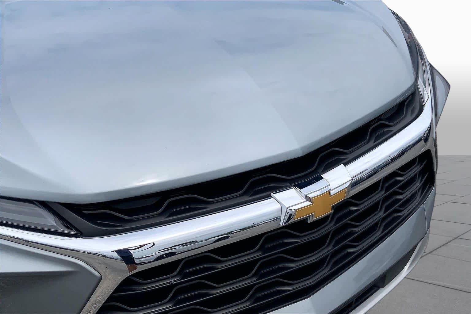 Certified Used 2024 Sterling Gray Metallic Chevrolet LT image 29