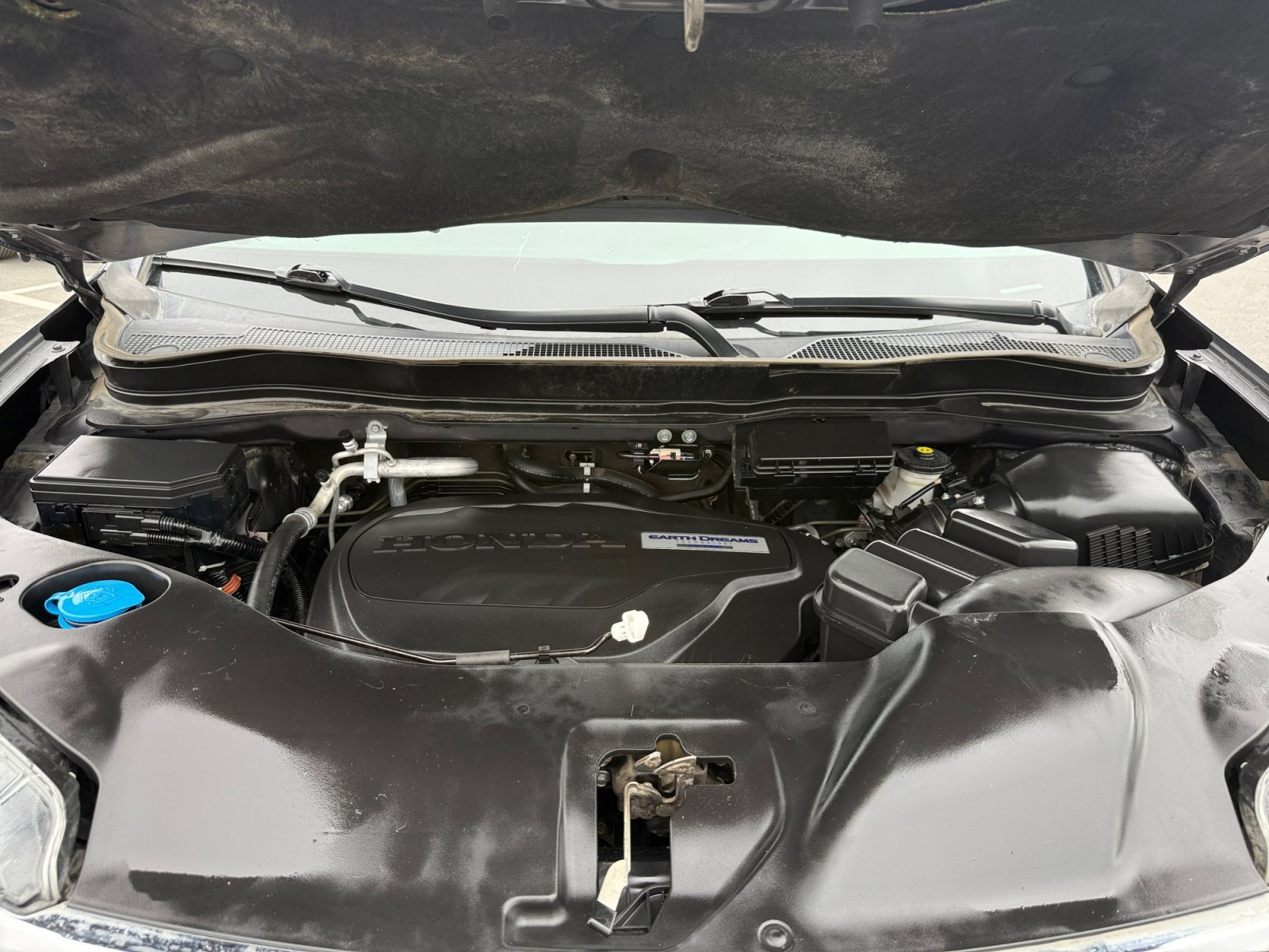 Used 2018 Gray Honda LX image 19