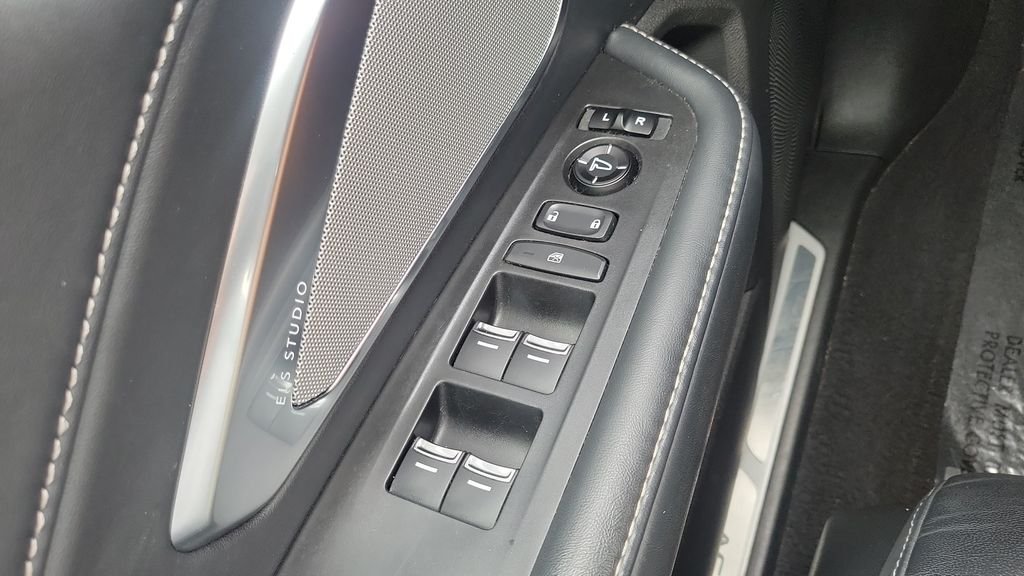 Used 2019 Black Acura Technology Package image 19