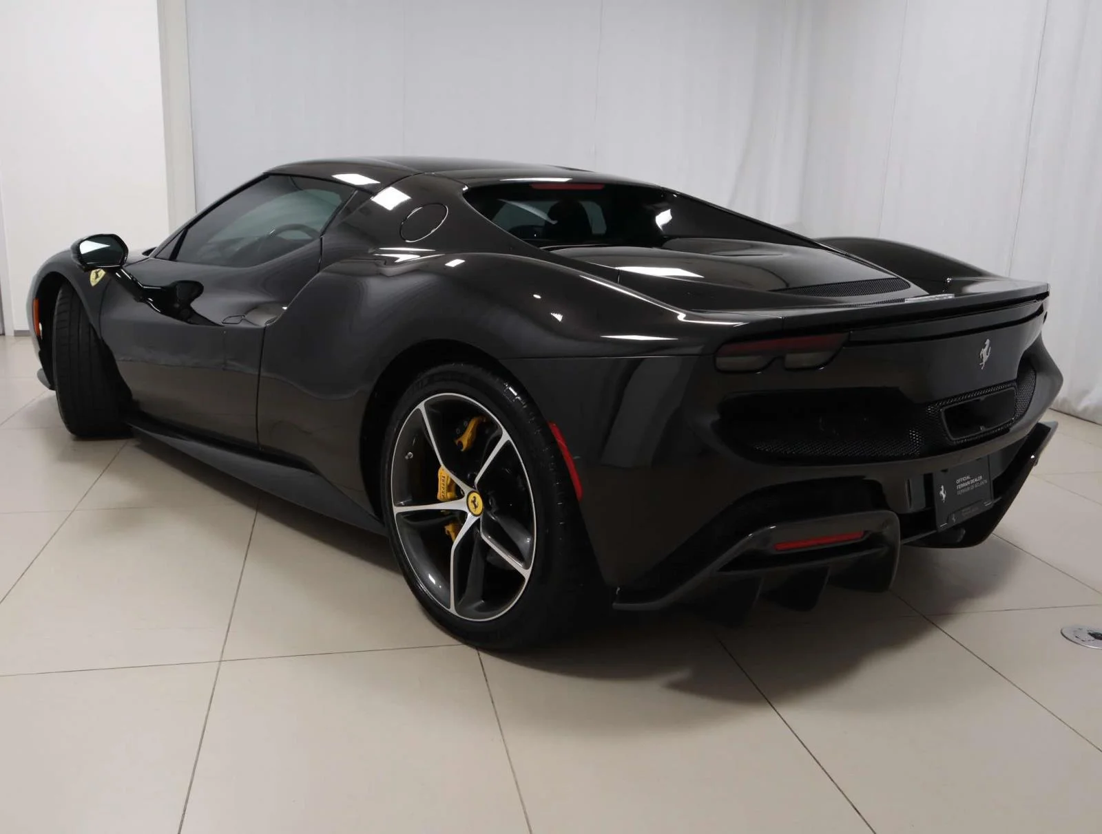 Used 2025 Nero Daytona Ferrari Coupe image 3