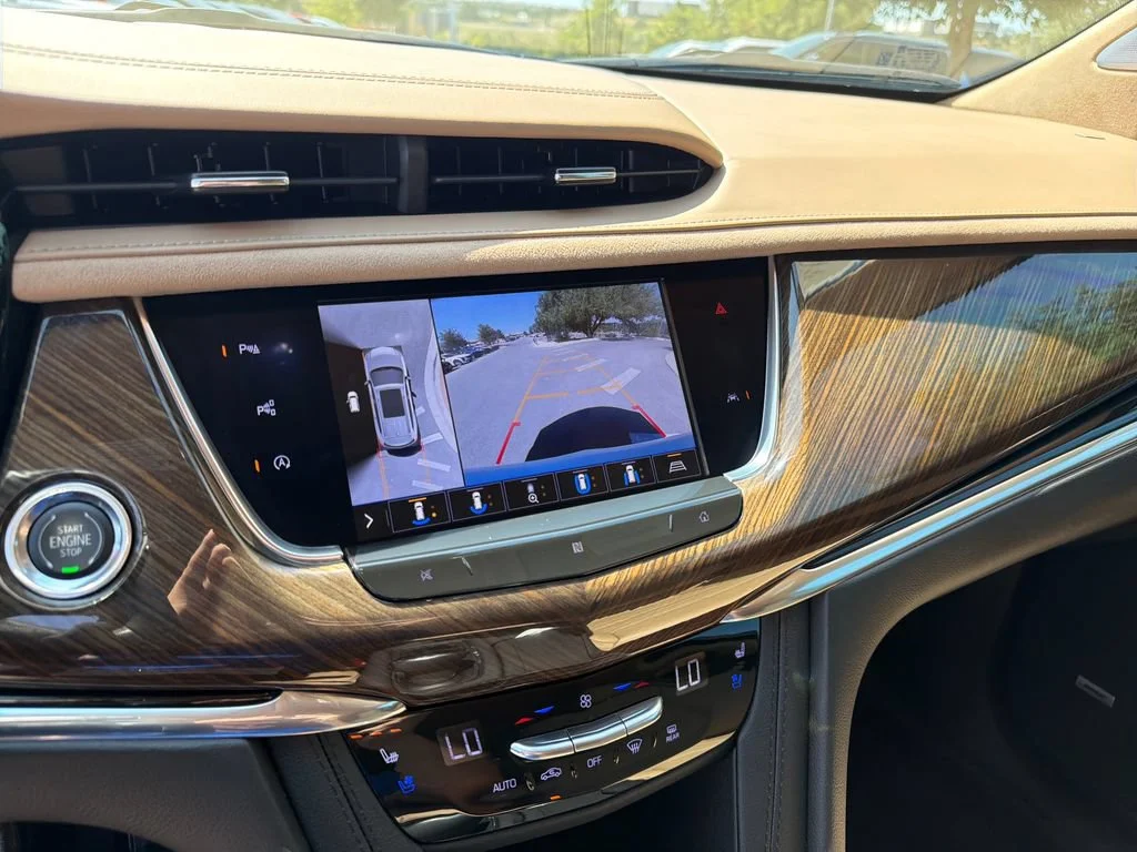 Used 2020 CRYSTAL WHITE TRICOAT Cadillac AWD Premium Luxury image 27