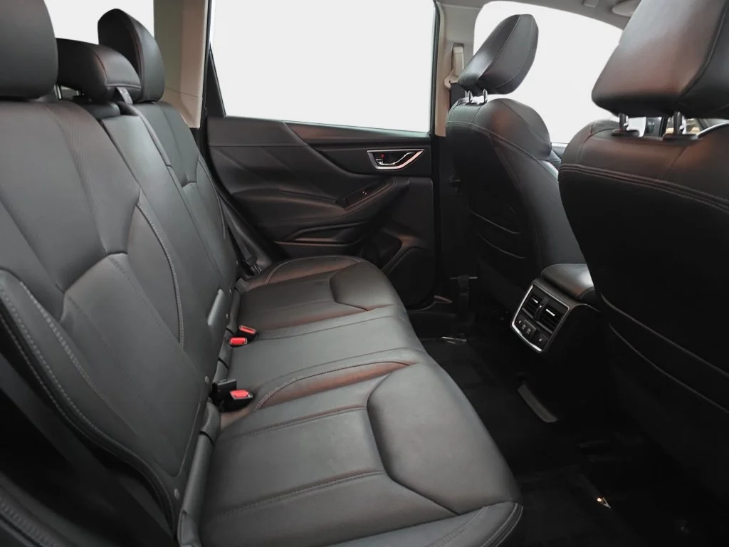Used 2019 Silver Subaru Touring image 13