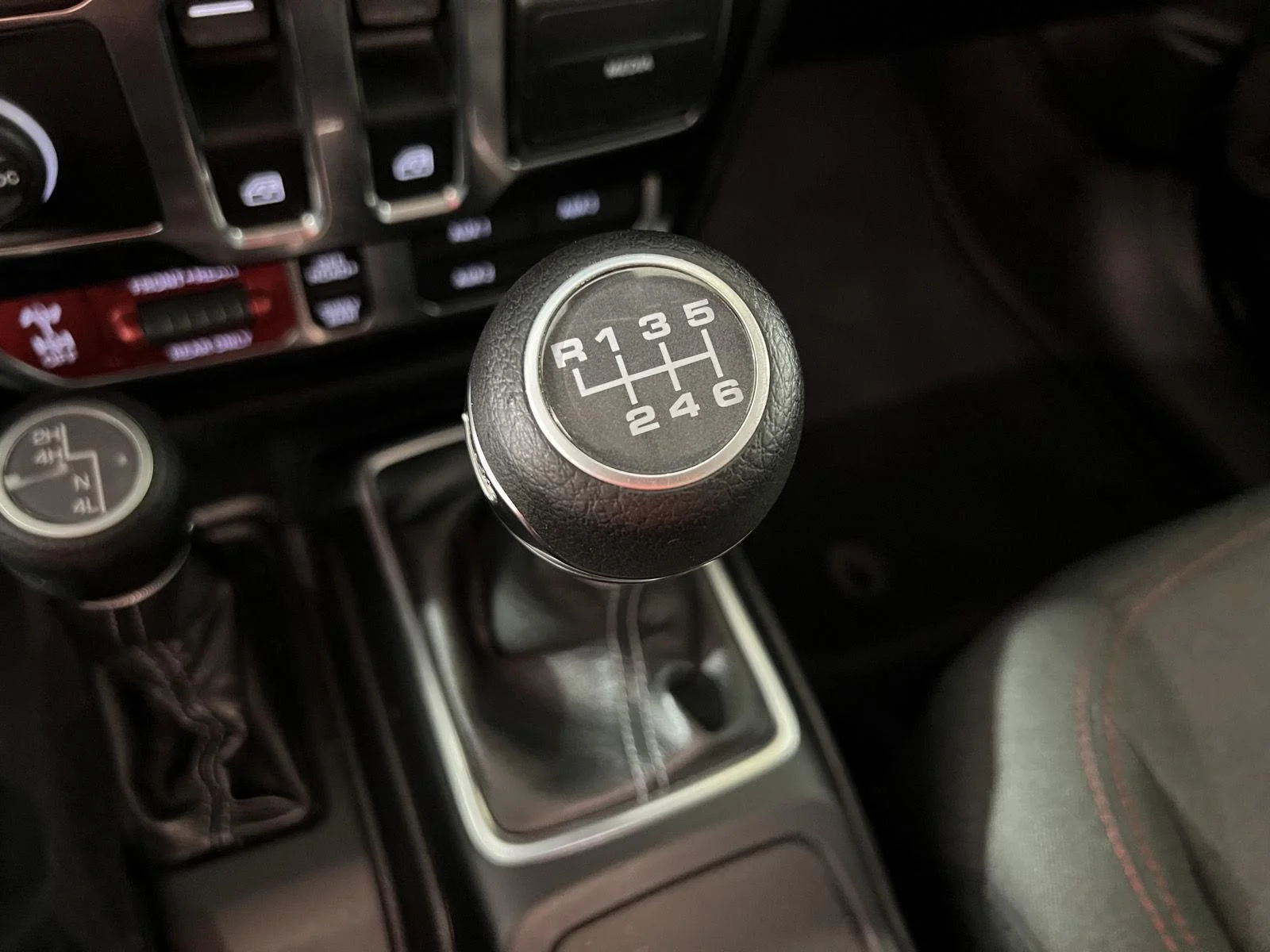 Used 2024 Black Clearcoat Jeep Rubicon image 22