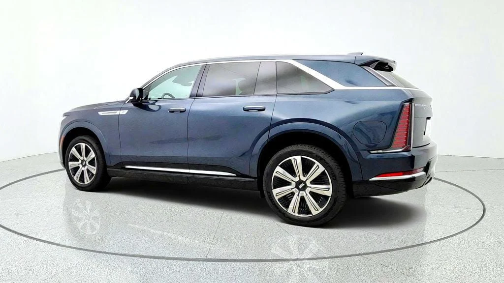 Used 2026 Deep Space Metallic Cadillac AWD 4dr Premium Luxury w/ Executive Second Row Seating image 7