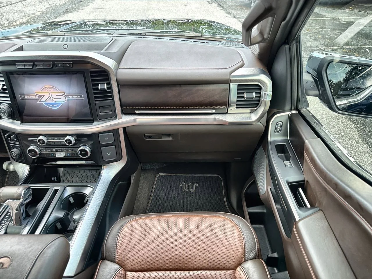 Used 2023 Blue Ford King Ranch image 24