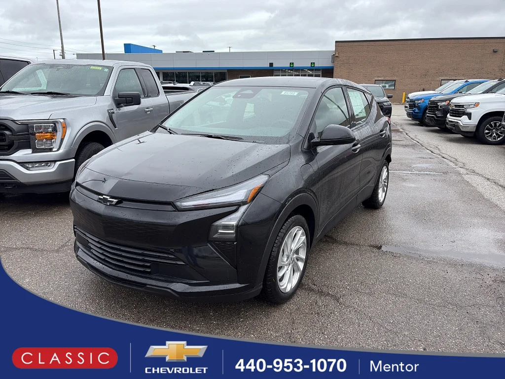 2027 Chevrolet Bolt EV LT Auto's photo
