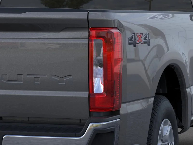 New 2026 Carbonized Gray Metallic Ford XLT image 21