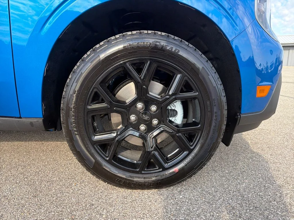 New 2026 Blue Ford XLT image 11