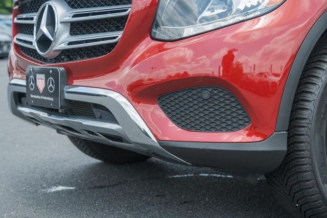Used 2019 designo Cardinal Red Metallic Mercedes-Benz GLC 300 image 13