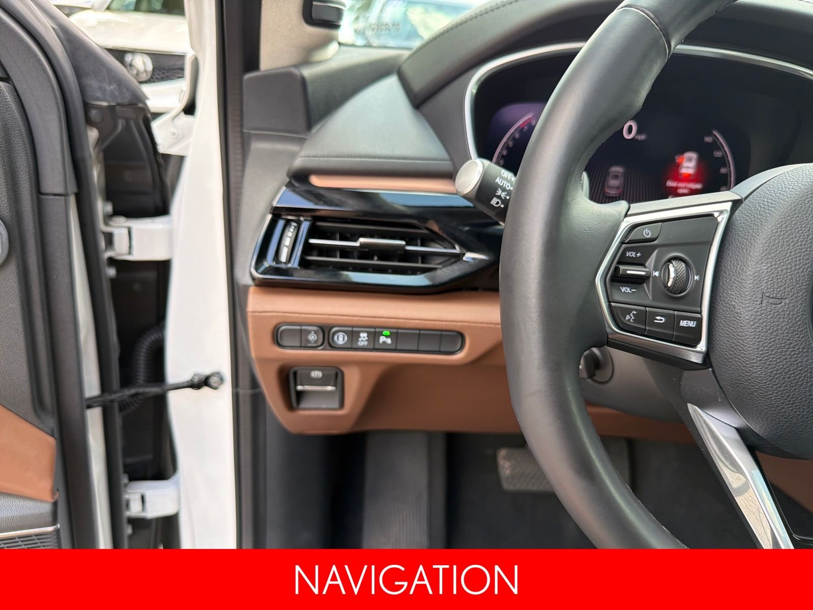 Used 2025 White Acura Technology Package image 15