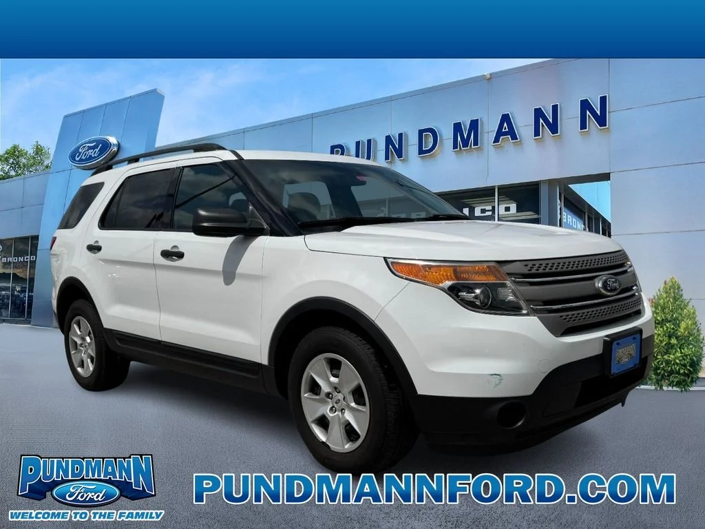 Used 2014 Oxford White Ford Base image 1