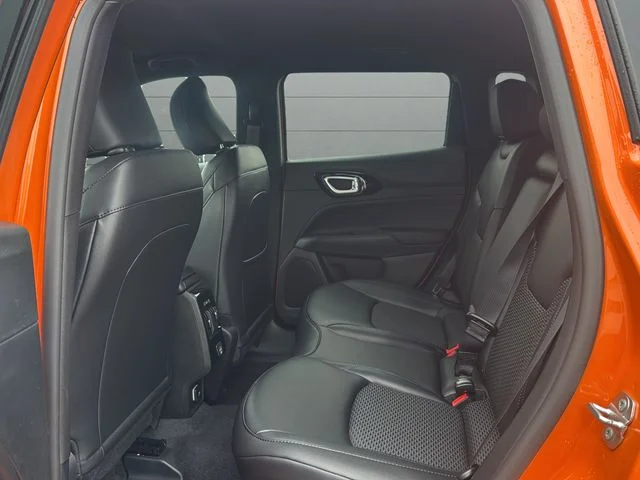 New 2026 Joose Exterior Paint Jeep Latitude image 10