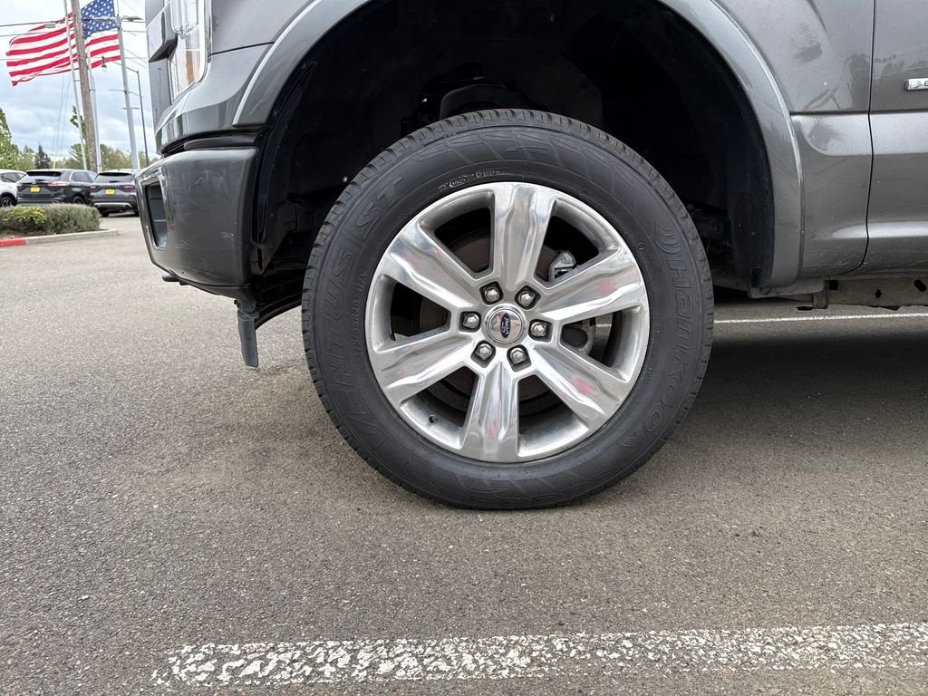 Used 2017 Gray Ford Lariat image 29