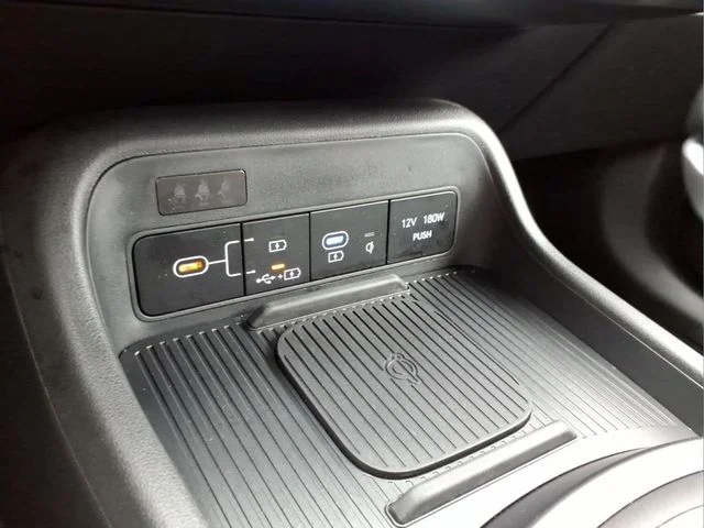Used 2026 Gray Hyundai SEL Sport image 19