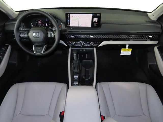 New 2026 Radiant Red Metallic Honda Touring image 11