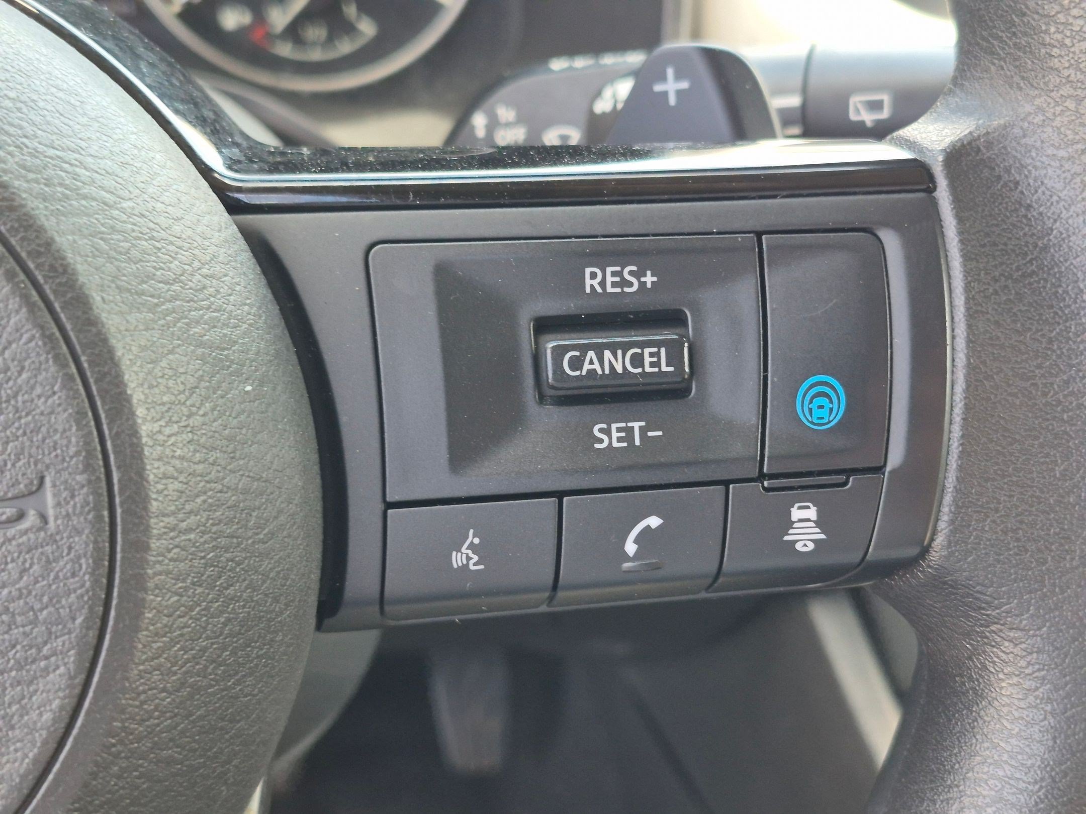 Used 2023 Scarlet Ember Tintcoat Nissan SV image 19