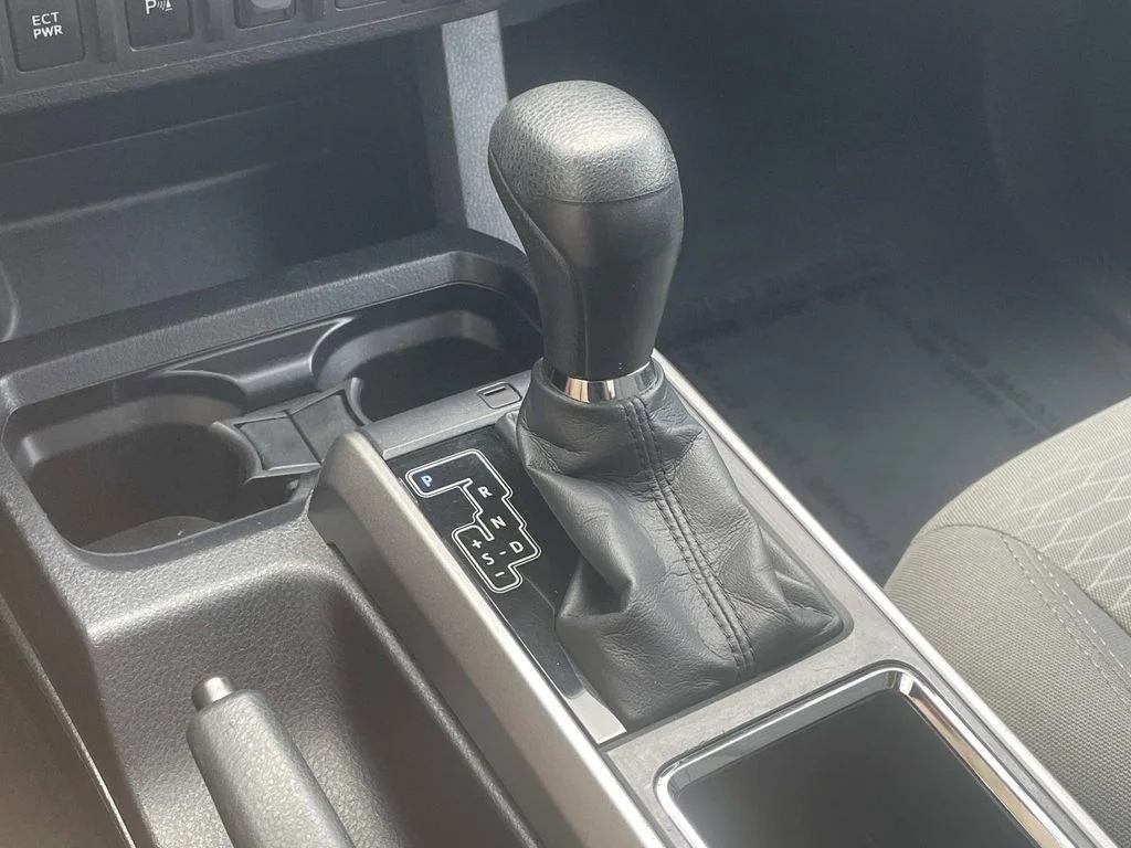 Used 2017 Beige Toyota SR5 image 18